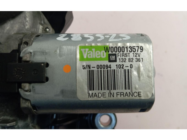 Моторчик заднего дворника 13282361 Opel Meriva B