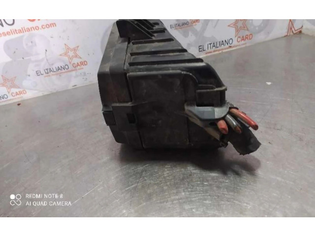 Блок предохранителей    Skoda Octavia Mk3 (5E)    