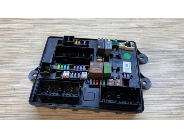   Pojistková skříňka 23180898, 19275324513   Chevrolet Corvette 2015