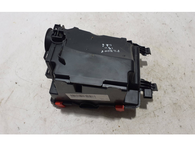 Pojistková skříňka 9804681980 Peugeot 5008 II 2019