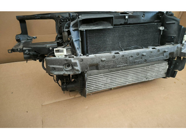 Комплект радиатора    Audi A8 S8 D4 4H       