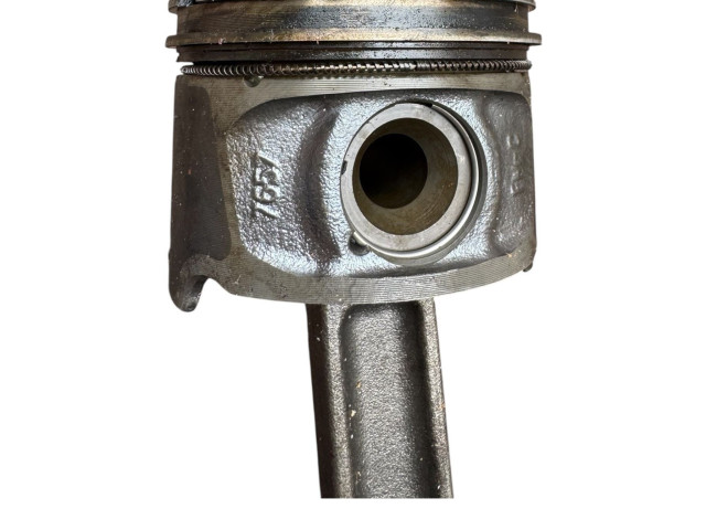  Поршень с шатуном K9K892   Dacia Sandero  