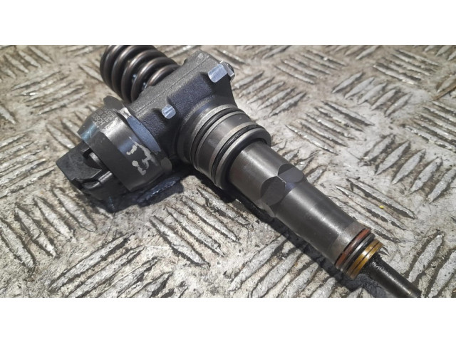 Vstřikovač 038130079gx, 0986441509   Volkswagen Transporter - Caravelle T5  pro naftový motor 1.9  