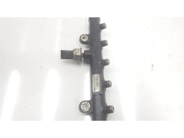 Vstřikovací lišta 9681649580, 31216186 Volvo S40 pro naftový motor 2.0