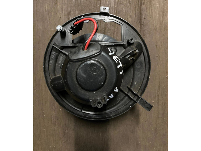Вентилятор печки 1K2820015G, F997167J Skoda Yeti (5L)