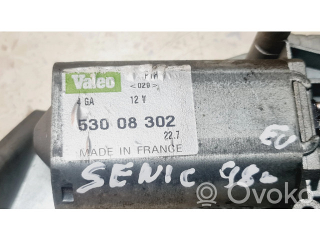 Стеклоочиститель заднего стекла