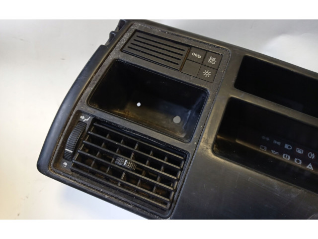 Панель приборов 1822421   Opel Meriva B       