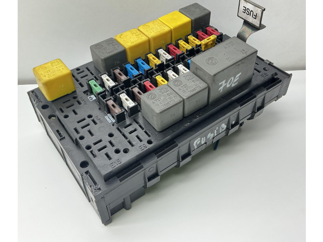 Блок предохранителей A727520, 183A.1000 Fiat Coupe