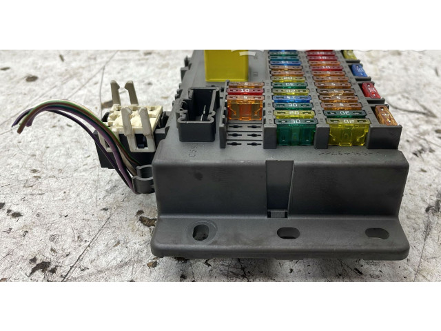 Блок предохранителей Rover 75