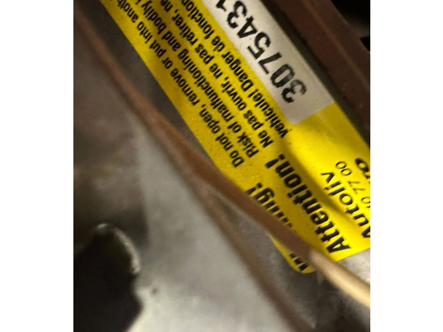 Подушка безопасности водителя 30754314   Volvo V70