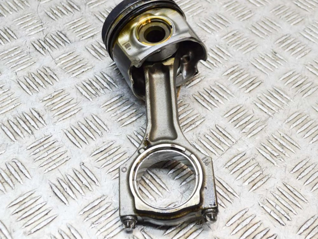 Píst 8508023, 8598757 BMW 5 G30 G31 pro naftový motor 3.0 B57 D30 A