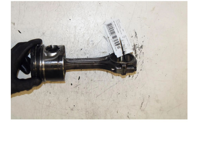 Поршень с шатуном 4N13 Mitsubishi ASX