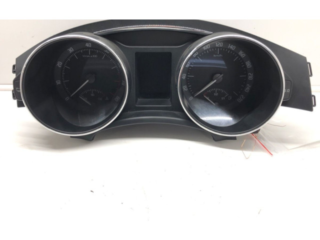 Панель приборов 3T1920841J   Skoda Superb B6 (3T)       