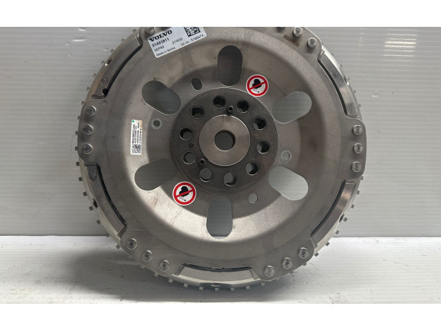 Генератор 31491811   Volvo XC90      