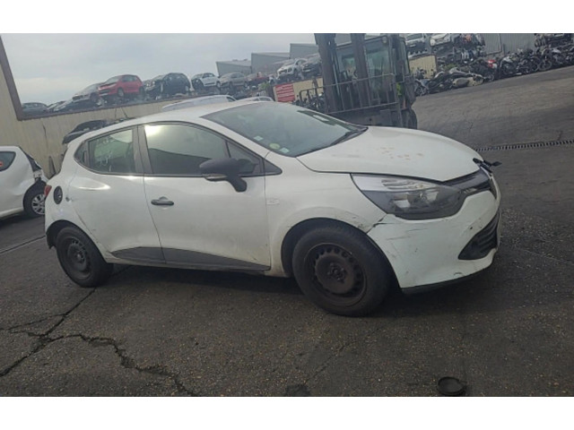 Вентилятор радиатора     214816703R    Renault Clio IV 