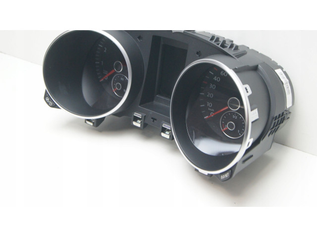 Панель приборов 5K7920862 Volkswagen Golf VI
