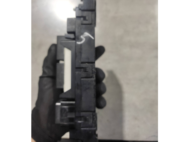 Pojistková skříňka G92Z147020, 71405024 Lexus CT 200H 2011