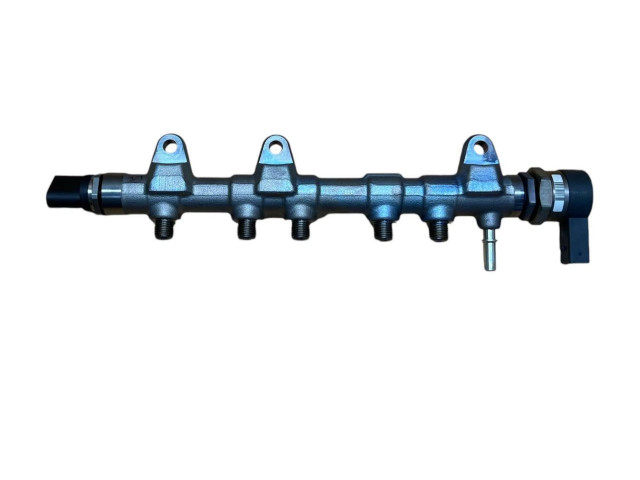 Vstřikovací lišta 8514154, 0445214315 BMW 3 F30 F35 F31 pro naftový motor 2.0