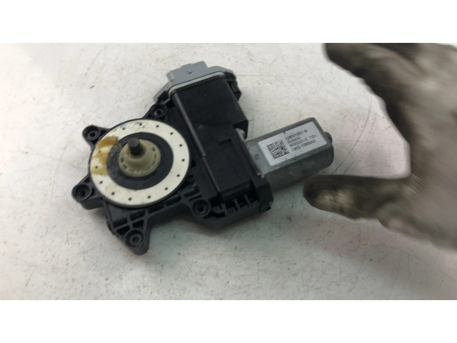 Передний двигатель механизма для подъема окон