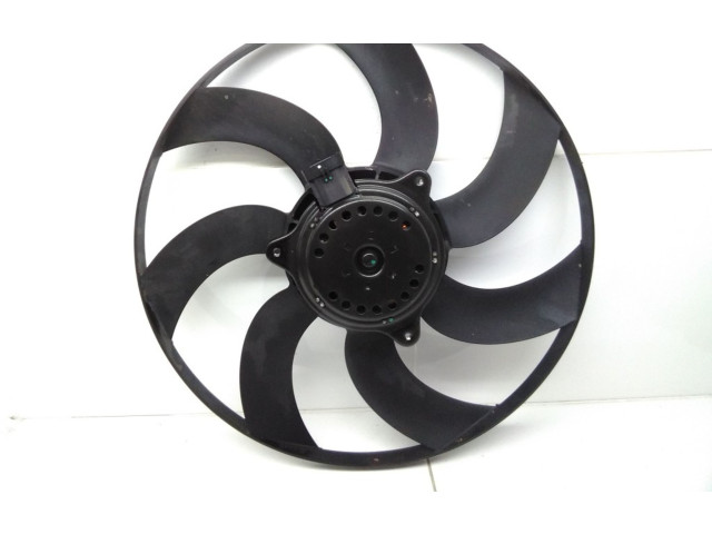 Вентилятор радиатора 8033M00008 Citroen C4 Cactus 1.6