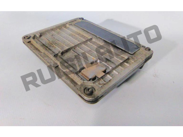 Řídící jednotka 047906030C   Skoda Felicia I 1997