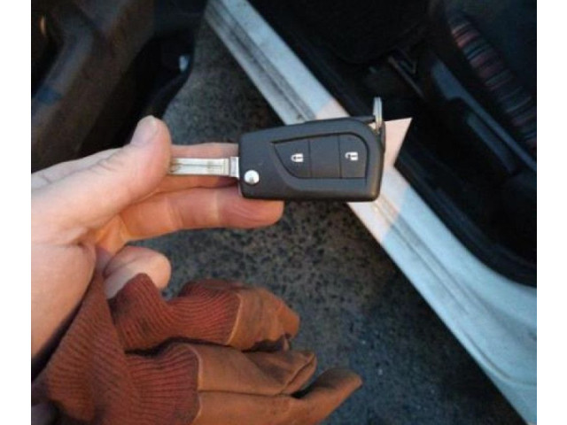 Генератор    Citroen C1      