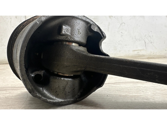 Поршень с шатуном Dodge Nitro для дизельного двигателя 2.8