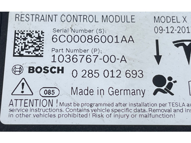 Блок подушек безопасности 103676700A, 6C00086001AA Tesla Model X