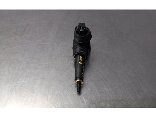 Форсунка 038130073BQ Audi A3 S3 8P