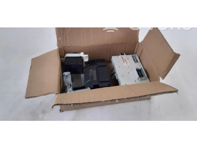 Блок предохранителей    Jeep Cherokee    