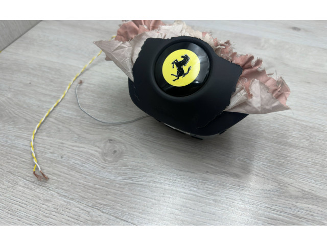 Подушка безопасности водителя Ferrari 296 GTB