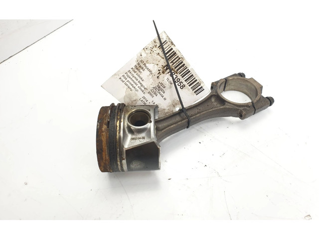 Поршень с шатуном CLHA CLHA Skoda Octavia Mk3 (5E)