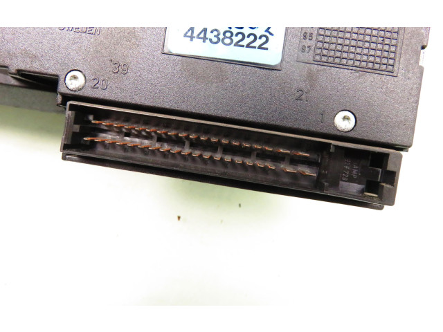 Панель приборов 4428546, 4439642   Saab 9000 CD       