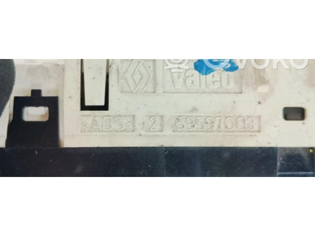 Блок управления климат-контролем 69597003   Renault Clio III