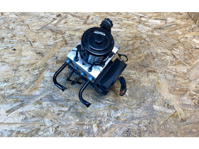 Блок АБС    BMW  X3 F25  2010 - 2017 года