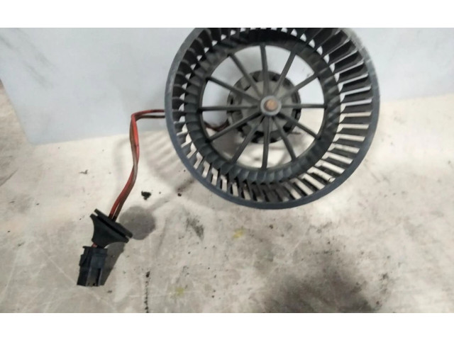 Вентилятор печки    0130063079   Renault Twingo I