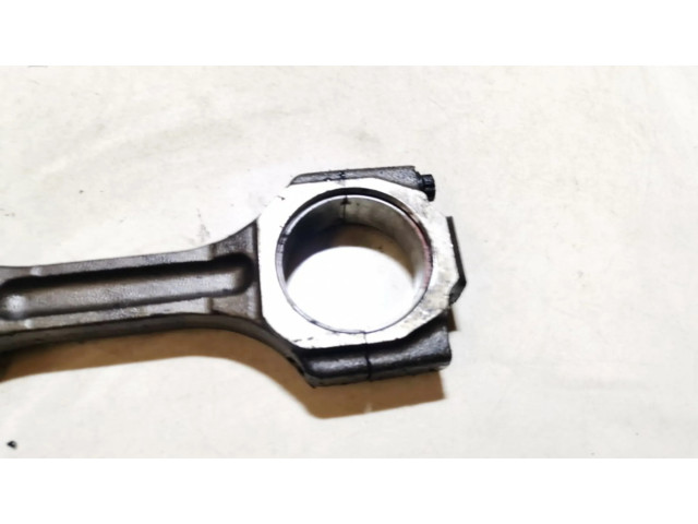 Ojnice Chevrolet Captiva 2.0