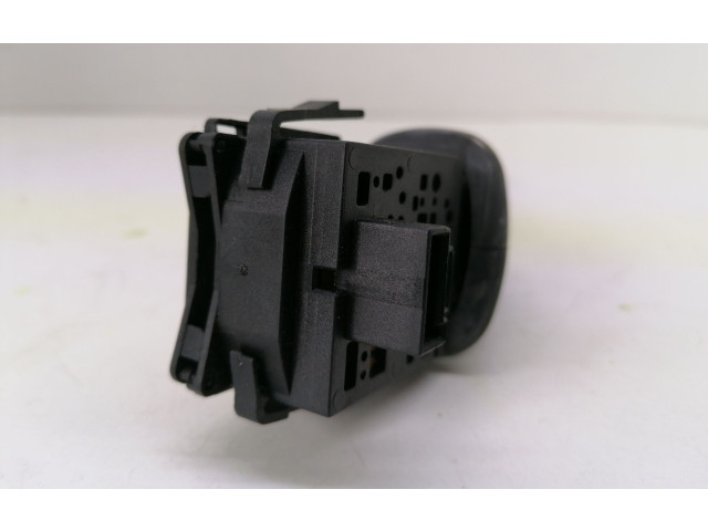 Ручка стеклоочистителей 09185417 Opel Meriva A