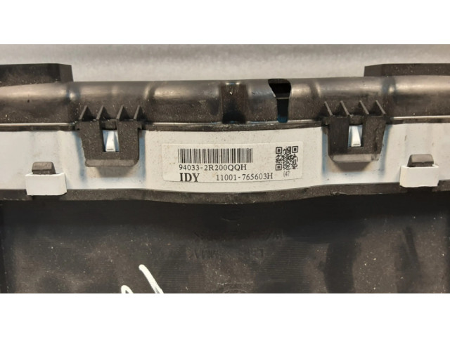 Přístrojová deska Hyundai i30 2011 940332R200