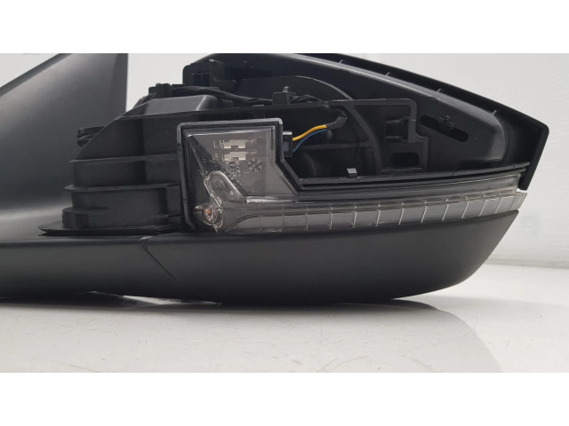 Зеркало электрическое левое Skoda Scala