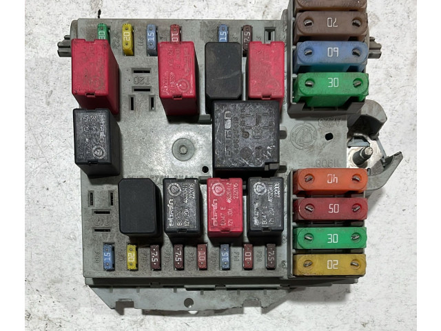 Pojistková skříňka 51795925, 51795925 Lancia Musa 2006