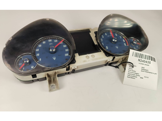 Přístrojová deska Maserati Quattroporte 2009 250887