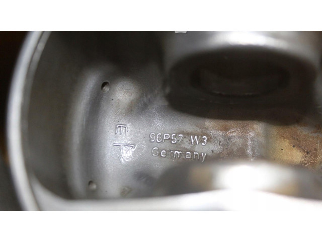 Píst 9481031105R Porsche Panamera (970)