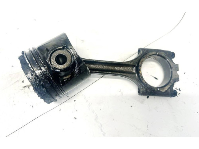 Поршень с шатуном Volvo S60