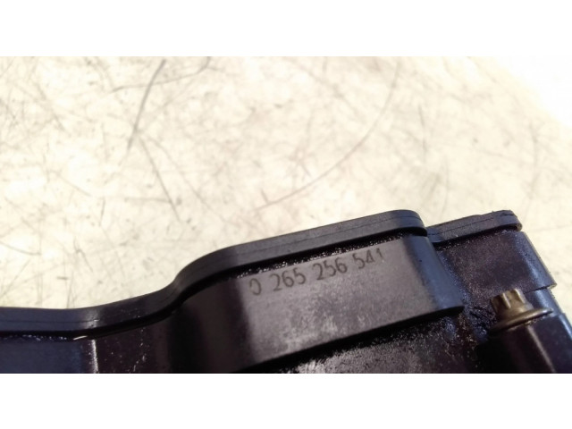 Jednotka ABS A0004311700, 2265106513   Mercedes-Benz GLA W156 2015