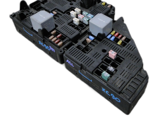 Блок предохранителей  31473570, 31473570   Volvo XC90    