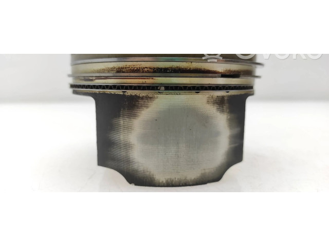 Píst 12006AC470, 12006AB830 Subaru Outback pro benzínový motor 3.0 EZ30DNXCBX