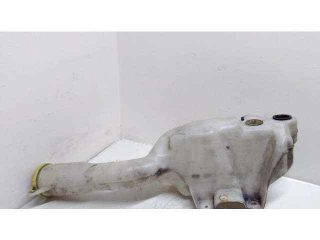 Бачок оконной жидкости