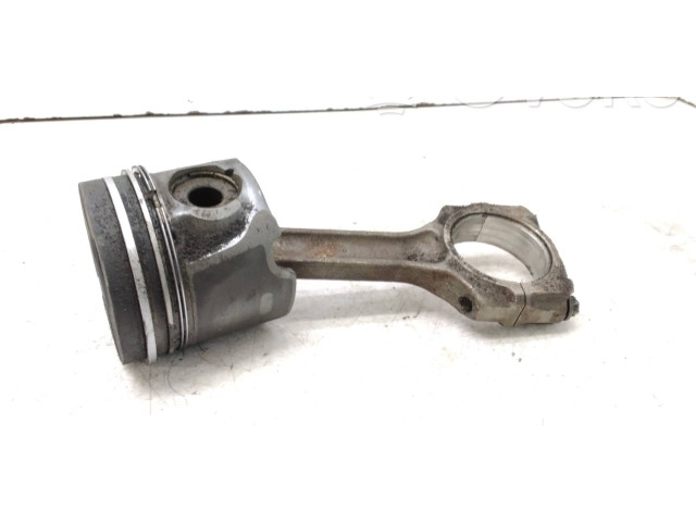 Поршень с шатуном 4HX Citroen C5