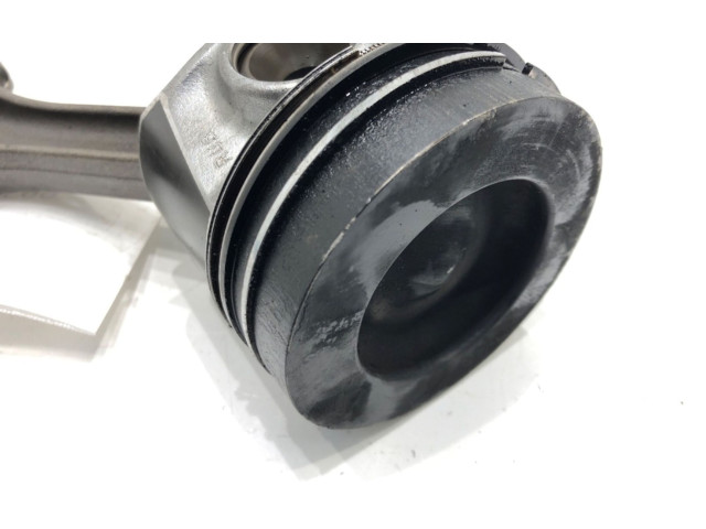 Píst CLH   Seat Leon (5F)     